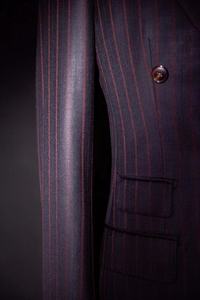 Элитный мужской костюм-двойка из мериносовой шерсти темно-красного цвета в полоску, на заказ, повседневный деловой, двубортный, с острыми лацканами - Product Image 3