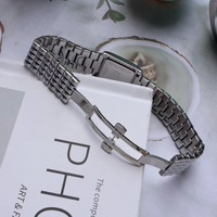 Montre à quartz pour femmes Cadran carré rectangulaire de luxe Femme Petite horloge en or et diamant Montre-bracelet pour femmes