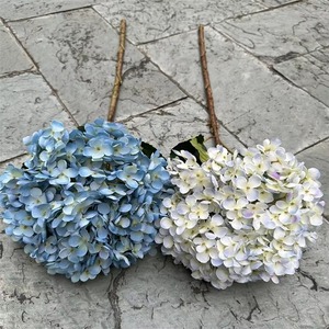 Flores Artificiales de Alta Calidad, Hortensias Blancas y Rojas de Cabeza Grande Individual, Flor de Hortensia de Seda para Decoración de Bodas y Navidad - Product Image 4