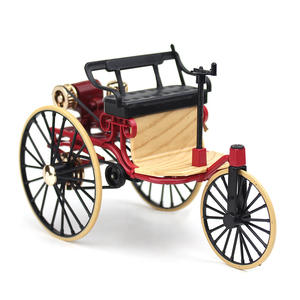 Modèle de voiture vintage à trois roues en alliage simulé à l'échelle 1:12, cadeau de collection, <span class=keywords><strong>jouet</strong></span> décoratif pour adultes - Product Image 4