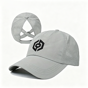 Casquette de golf minimaliste à 6 panneaux avec perforations laser, logo personnalisé en caoutchouc sur le côté, ajustement athlétique respirant - Product Image 2