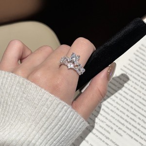 <span class=keywords><strong>Anello</strong></span> di Lusso in Argento S925 con Moissanite a Cuore da 1 Carato, <span class=keywords><strong>Anello</strong></span> di Fidanzamento con Corona in Argento Sterling 925 - Product Image 3