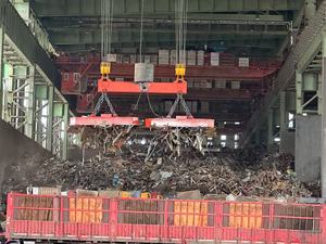 מגנט תעשייתי סגלגל להרמת פסולת פלדה כבדה ולא סדירה, בעל שדה מגנטי עמוק ועוצמתי, אלקטרומגנט להרמה עילית. - Product Image 6