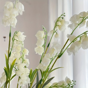 Fiori Artificiali di Delphinium a Stelo Lungo Multicolore per Arco Nuziale e Bouquet da Sposa - Product Image 3