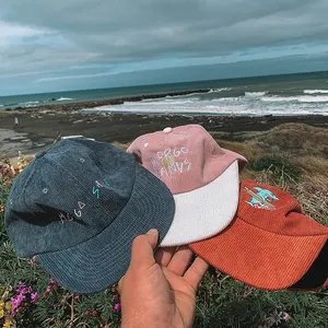 6 panel topi tagihan datar tidak terstruktur topi korduroi bordir kustom profil rendah, topi snapback grosir