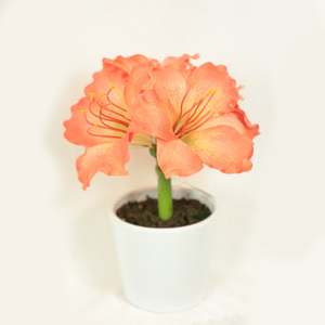Planta de árbol bonsái única, hojas verdes de oficina falsas para interiores con flores rojas, planta de flores artificiales Clivia - Product Image 3