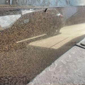 Dalles de granit brun désertique les plus vendues pour la décoration murale de cuisines, salles de bain, villas et hôpitaux - Exportation en gros - Product Image 3