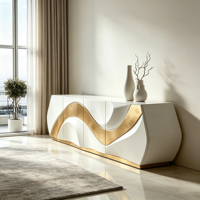 Buffet de rangement incurvé en fibre de verre ivoire, avec panneau ondulé doré incrusté, armoire à 4 portes pour hall de maison de style crème