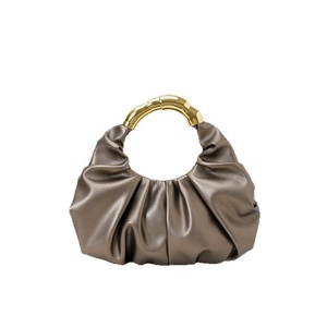 Bolso de Mano de PU de Color Sólido, Estilo Moderno, Diseño Plegado, Elegante, para Mujer, con Cierre Metálico - Product Image 5