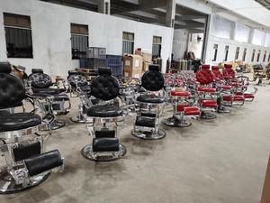 Chaise de salon de coiffure de luxe pour la coiffure et la beauté, couleur de cuir personnalisable, matériau métallique pour les hôtels et les ateliers - Product Image 5