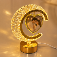 Lampe Cadre Photo LED Personnalisée en Forme de Croissant de Lune, Support Photo Suspendu en Cristal, Décoration de Table de Mariage USB, Cadeau Romantique