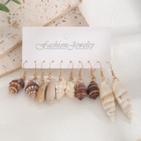 Lot de 10 paires de boucles d'oreilles pendantes en coquillages naturels (coquille Saint-Jacques, cauri, étoile de mer) avec carte de présentation, cadeau de bijoux