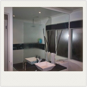 China 2mm-6mm <b>Silver</b> <b>Mirror</b> Glass Sheet for Bathroom Wall Furniture Gym Salon <b>Mirror</b> - Product Image 2