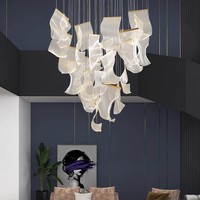 Lustre de luxe en acrylique pour décoration intérieure, luminaire suspendu élégant en forme de feuille pour hôtel, maison, villa, escalier