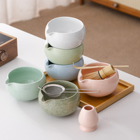 Vente en gros de 7 boîtes à thé matcha de qualité cérémonielle bols en céramique outils rose matcha kit fouet boîte avec plateau en bambou