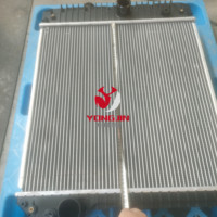 2365808 radiateur de refroidissement du moteur pour chargeuse-pelleteuse Cat 420D.