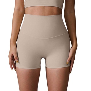 Vêtements de sport fitness à logo personnalisé, vente chaude, leggings courts de yoga d'été, shorts de cyclisme à taille haute pour femmes - Product Image 3