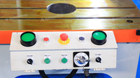 Presse à poinçonner pneumatique haute précision JH21 110T pour le travail de découpe de composants électroniques et de quincaillerie métallique de petite taille, tolérance stricte