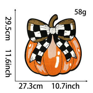 Venta al por mayor grandes parches de chenilla de Halloween para planchar lindos parches de chenilla de calabaza con lazo fantasma de lentejuelas temporada de otoño para sudadera de mujer - Product Image 2