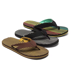 Giá Rẻ Giá giản dị PU Dây đeo nút chai biểu tượng tùy chỉnh phụ nữ Phụ nữ sandal thời trang Rhinestone đinh tán phẳng Dép Eva thiết kế <span class=keywords><strong>Flip</strong></span> Flops - Product Image 1