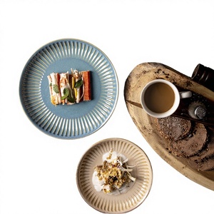 Assiette plate ronde en céramique jetable, style européen et américain, motif de fruits occidentaux, moderne et simple, pour usage domestique et en restaurant - Product Image 4