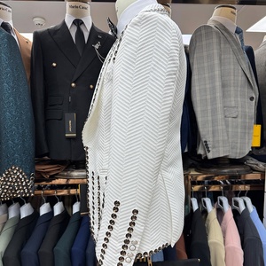 Completo da <span class=keywords><strong>Uomo</strong></span> di Alta Qualità per Matrimonio, Giacca Bianca e Pantalone Nero, Smoking Monopetto con Colletto a Scialle, 3 Pezzi con Strass - Product Image 3