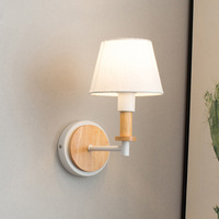 Lampe murale LED en tissu nordique, design minimaliste moderne, œuvre d'art personnalisée pour chambre à coucher, couloir, chambre d'enfant