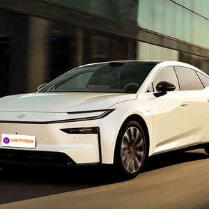 Toyota BZ7 600 Pro Nouvelle Énergie Électrique, Édition LiDAR 700Max, Berline Électrique Haut de Gamme, Conduite à Gauche, Grande Vitesse, Origine Chine - Product Image 1