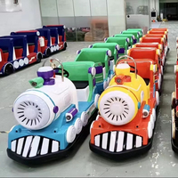 Mini train électrique sans rail pour adultes Train touristique de parc d'attractions en acier à vendre pour parcs à thème et centres commerciaux