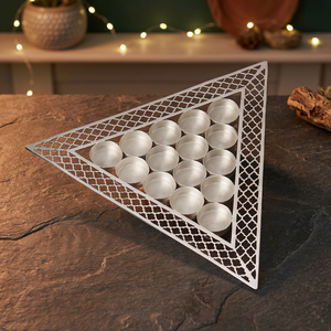 Portavelas triangular JAALI para velas de té - Product Image 2