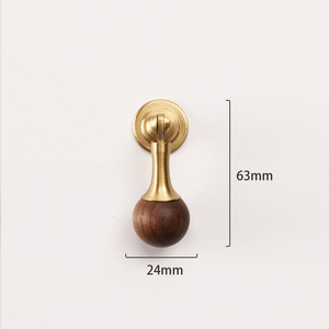 Vintage Solid Walnut Wood Brass <strong>Knobs</strong> Handles Hotel Furniture Wardrobe Cabinet <strong>Door</strong> Drawers Spherical Handles Pulls - Product Image 3