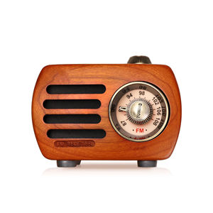 Radio <span class=keywords><strong>FM</strong></span> compacte rétro en bois massif, style vintage en bois de cerisier, mini radio de bureau avec haut-parleur intégré pour la décoration de la maison - Product Image 1