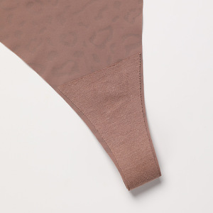 Culottes string respirantes pour femmes, sexy, sans couture, imprimées léopard, haute élasticité, taille basse, string romantique, sous-vêtements - Product Image 6