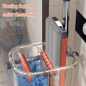 Producto de limpieza para el hogar Tidytech, fregona giratoria de microfibra con escurridor y cubo para suelos de madera - Product Image 3