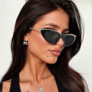 Lunettes de soleil œil-de-chat pour femmes, monture petite, en alliage, style punk, protection UV400, haute qualité, nouvelle collection 2025 - Product Image 1