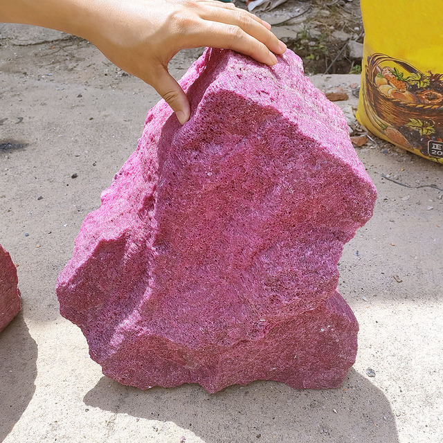 Natural Red Corundum Rough Gemstone Wholesale High Quality Red Raw Corundum Stone