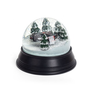 Personalizzato in resina figura albero di natale modello di vetro acrilico globo ornamento acqua globo di neve con la luce per le decorazioni regalo di festa - Product Image 4