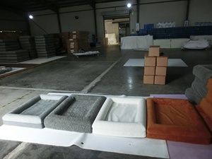 2026 Factory Directly Hot Selling CertiPUR-US <strong>extra</strong> <strong>Large</strong> Dog Bed Pet Bed <strong>Cushion</strong> with Waterproof Cover - Product Image 5