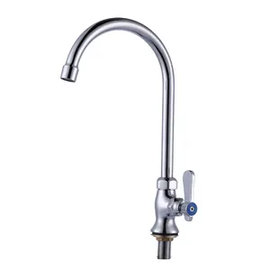 Robinet d'évier <span class=keywords><strong>de</strong></span> cuisine en laiton 360 robinet <span class=keywords><strong>de</strong></span> cuisine pivotant monté sur le pont robinet d'évier <span class=keywords><strong>de</strong></span> cuisine à <span class=keywords><strong>col</strong></span> <span class=keywords><strong>de</strong></span> <span class=keywords><strong>cygne</strong></span> à levier unique - Product Image 1