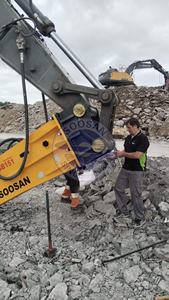 Para Martillo Hidráulico SB 151 Tipo Caja, Nuevo Motor para Excavadoras de 40-55 Toneladas, Certificado para Demolición, 1 Año de Garantía, Video - Product Image 5