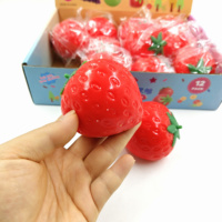 Jouet anti-stress à presser en TPR, réaliste, en forme de fraise rouge, doux, pour la décoration et la photographie de bureau