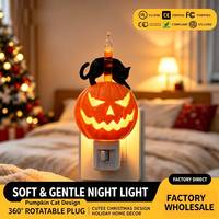 Lampe de nuit LED chat citrouille à bulles scintillantes, à brancher, éclairage décoratif vacillant, décoration d'Halloween pour la maison, lampe de bureau à lumière douce et chaude