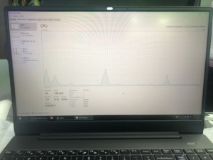 Ordinateur portable OEM avec écran de 15,6 pouces, processeur Core I5 5257U, 8 Go de RAM, 256 Go de SSD, carte graphique Iris6100 - Product Image 2