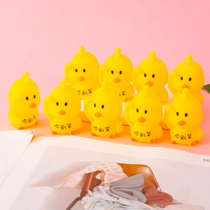 Lindo juguete antiestrés de pato amarillo para niños, juguete de plástico unisex para aliviar el estrés, edad de 2 a 4 años - Product Image 2