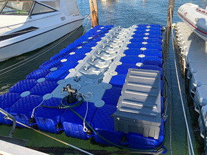 رصيف عائم عالي الجودة بتصميم جديد للدراجات المائية مع مكعبات دوارة - Product Image 1