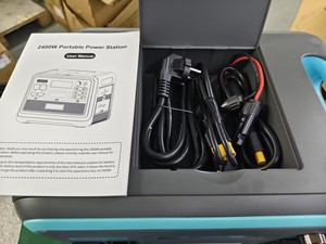 Station d'alimentation portable SAMAS N052 2400W, générateur solaire à onde sinusoïdale pure, LiFePO4, charge rapide, stockage d'énergie solaire extérieur - Product Image 4