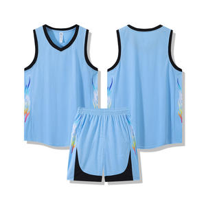 Paquete de uniforme de baloncesto Elite: conjunto de Jersey y pantalones cortos de diseño personalizado con tela de secado rápido para jugar en torneos - Product Image 6