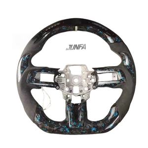 Volant sport en carbone forgé avec éclairage LED lumineux pour Ford Mustang, adapté aux Mustang 2013-20124 - Product Image 1