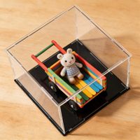 Vitrine Moderne Personnalisée en Acrylique Poli Léger et Anti-Poussière à 4 Étagères pour Objets de Collection, Figurines et Statuettes – Installation Facile