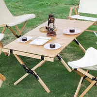 Meilleur prix de gros nouveau style moderne parc en acier au carbone jardin extérieur pliant pique-nique Camping table
